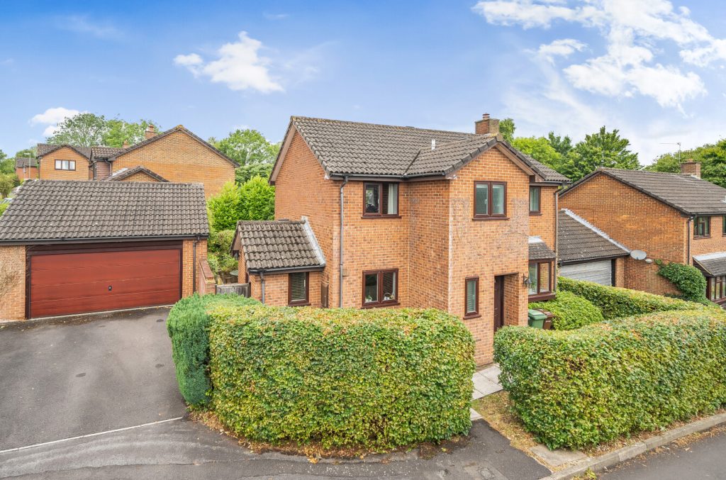 Silverwood Close, Winchester