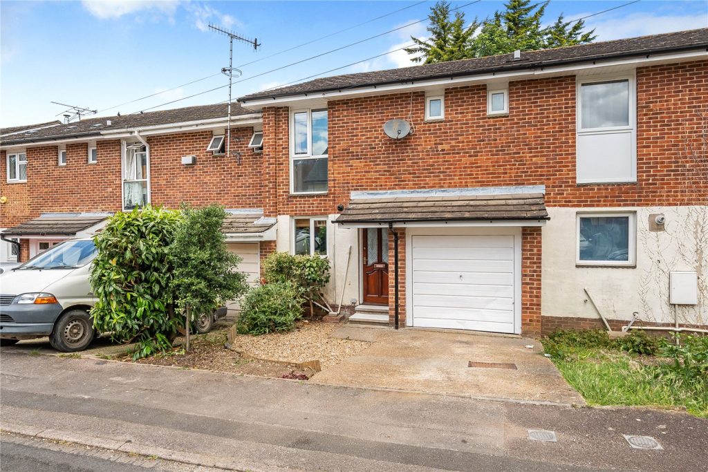 Bracken Lane, Shirley Warren