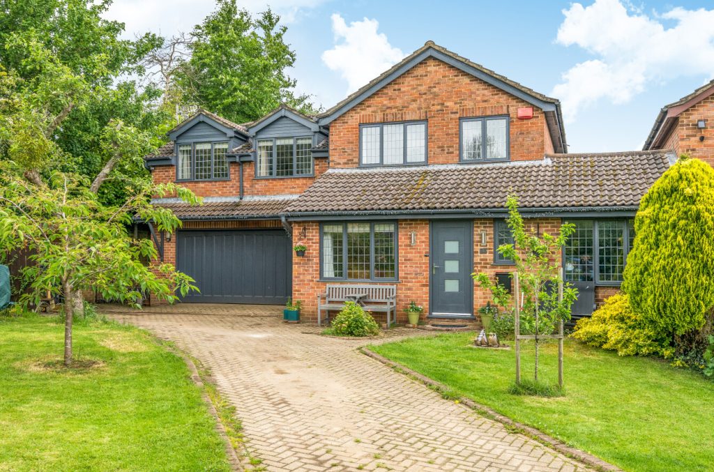 Paddock Close, South Wonston