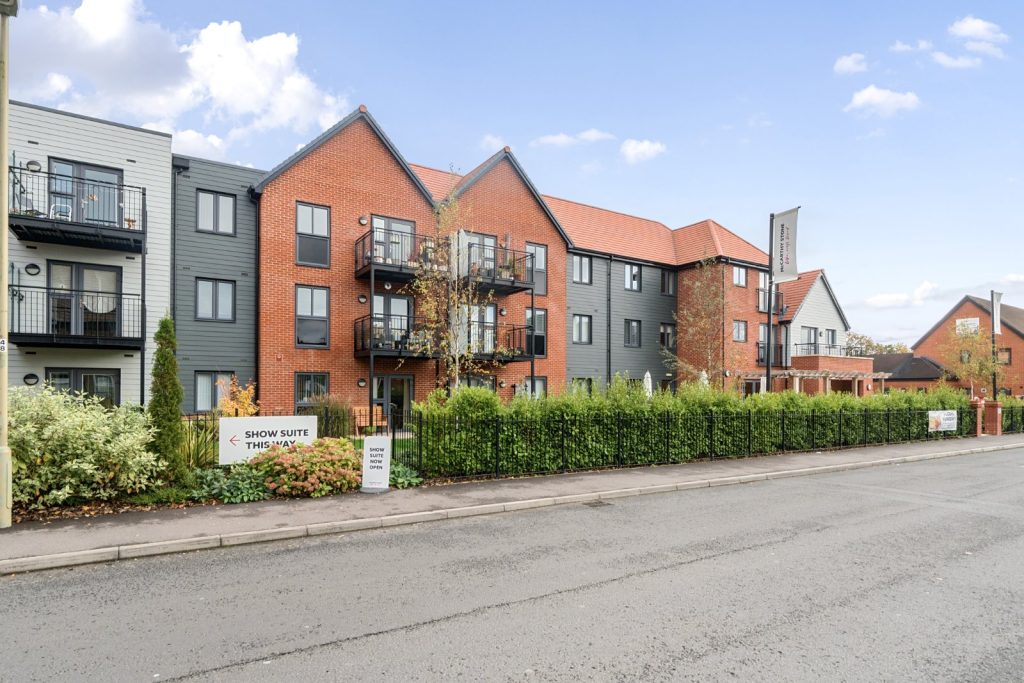 Glebe Court, Abbotswood Common Road