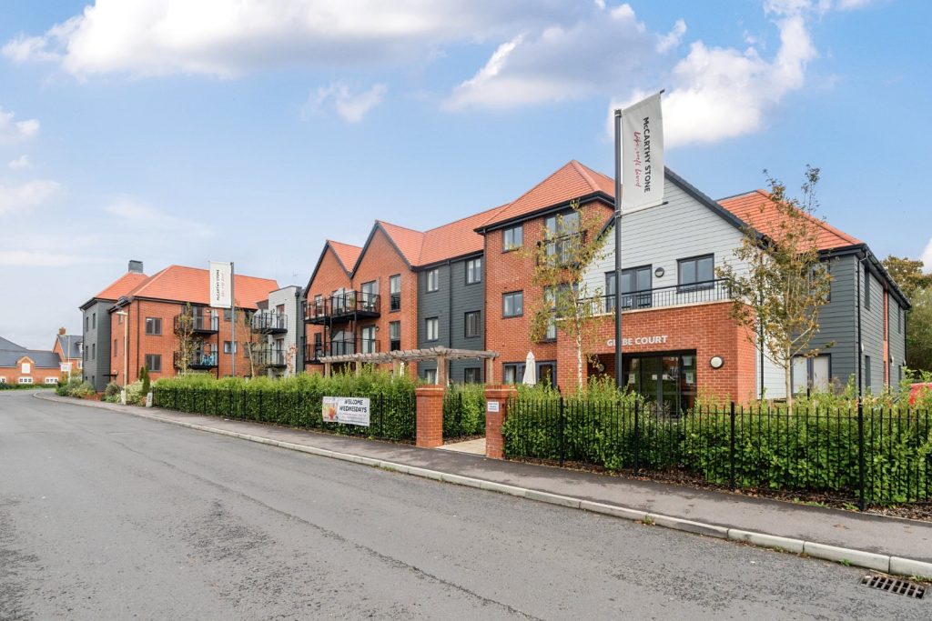 Glebe Court, Abbotswood Common Road