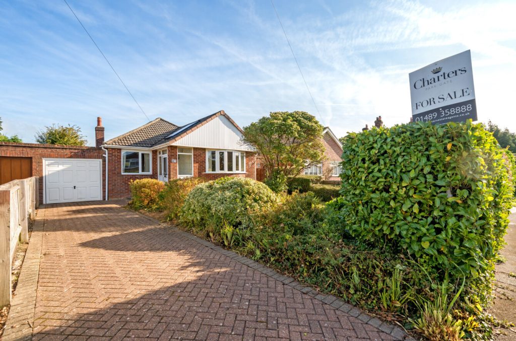 Crescent Road, Locks Heath